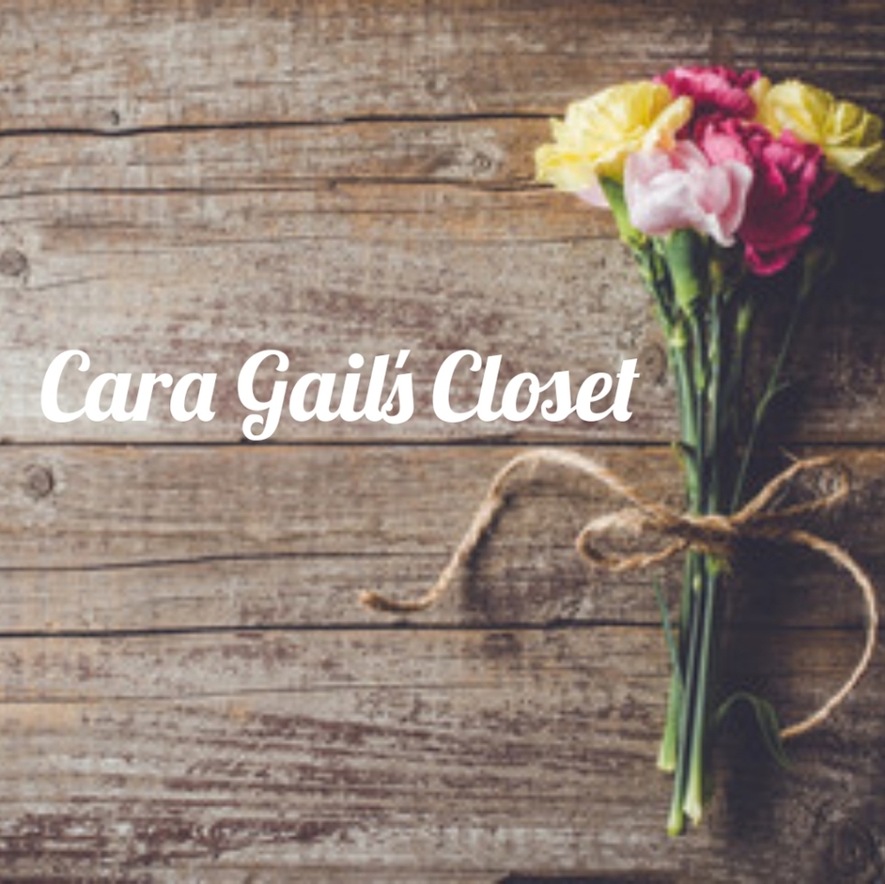 Meet your Posher, Stephanie at CaraGail'sCloset